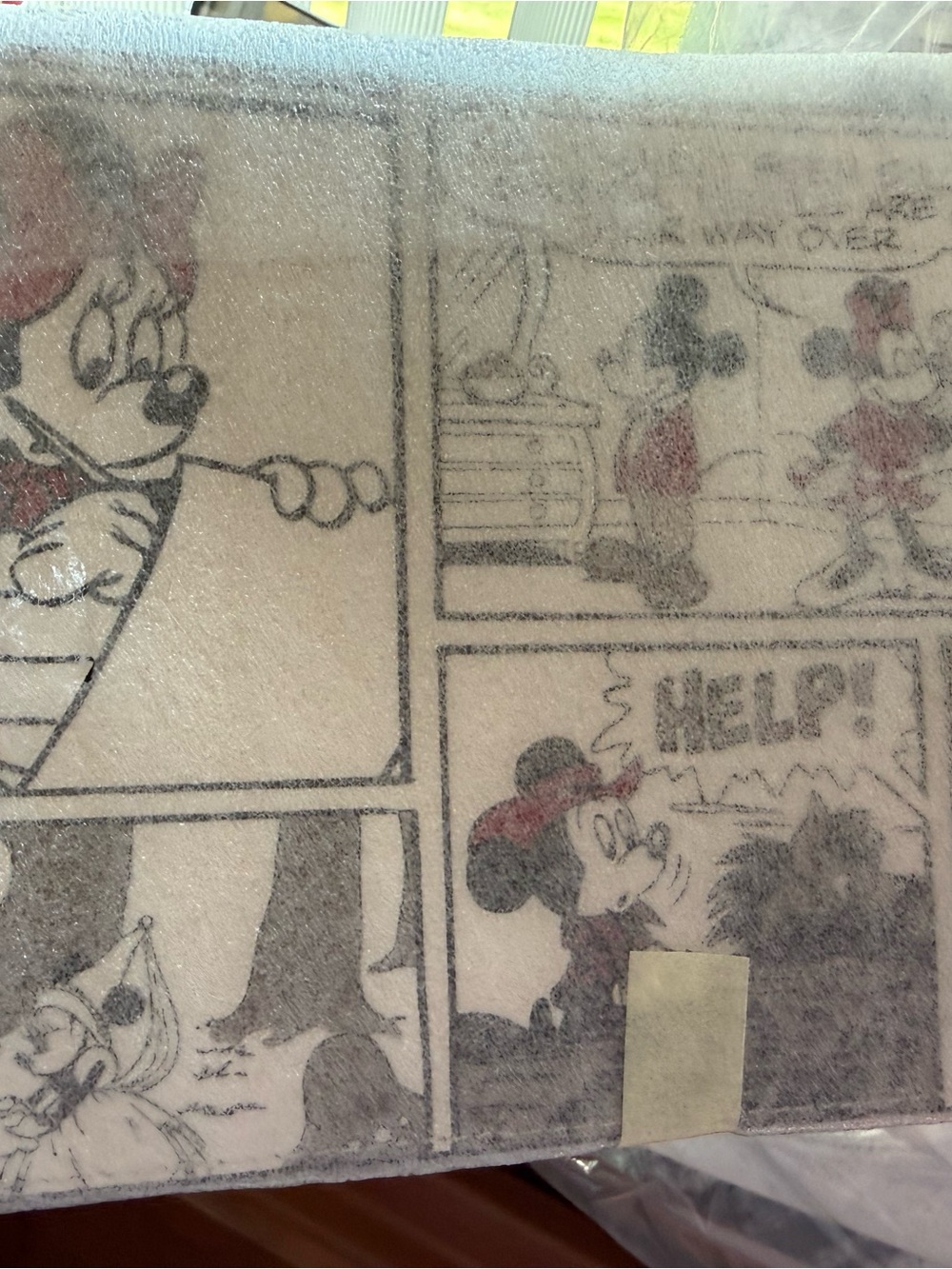 NWT comic-strip Mickey & Minnie tote in cream, black, red - Picture 4 of 6